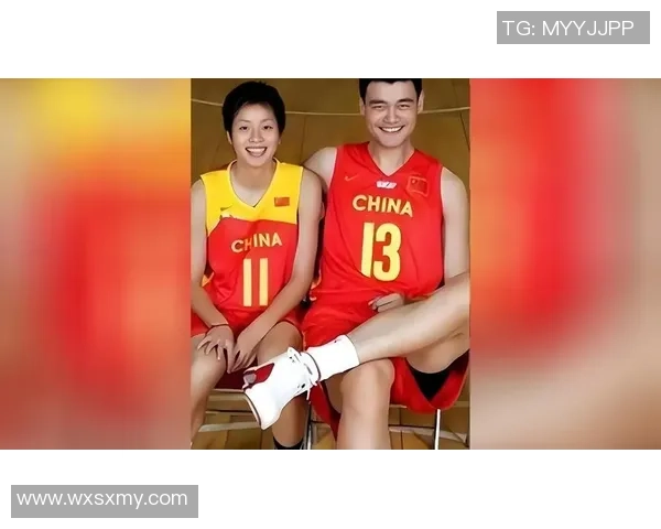 孩子心中的篮球梦想与姚明的亲密相遇