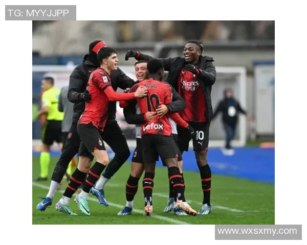 足总杯激战那不勒斯与AC米兰鏖战至平局补时进球瞬间点燃全场激情 足总杯激战那不勒斯与AC米兰鏖战至平局补时进球瞬间点燃全场激情