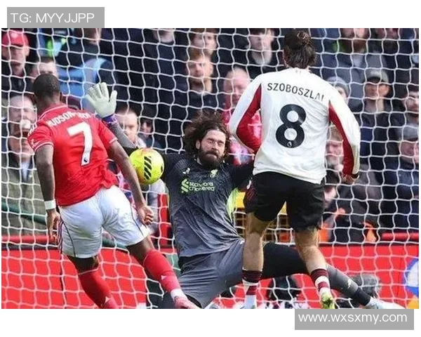 英超激战莱比锡绝杀多特蒙德补时进球引发争议判罚全场沸腾